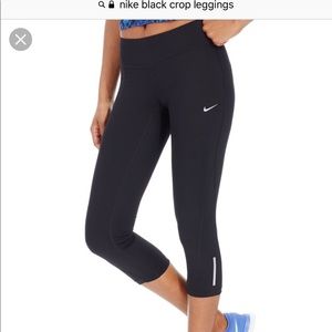 Nike crop leggings